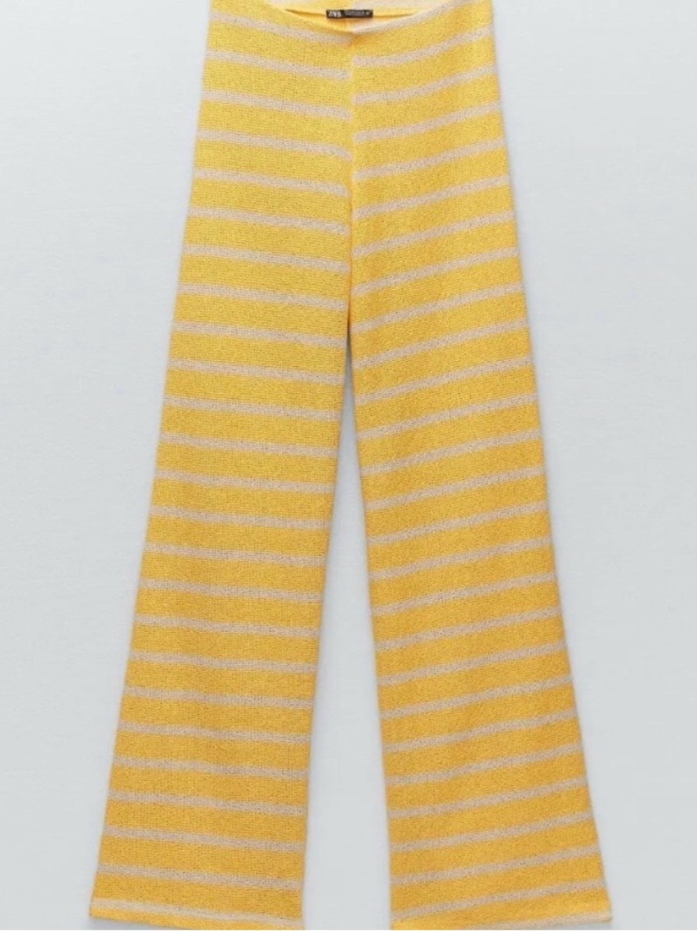 Zara cropped knit coverup pants.